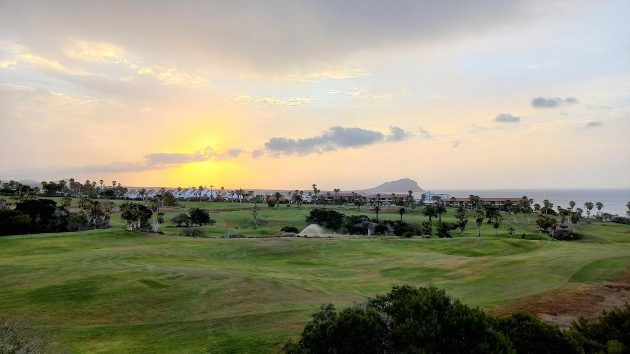 Golf Del Sur Apartment - Magnificent Panorama Of The Ocean, El Teide, And Montana Roja San Miguel de Abona Extérieur photo